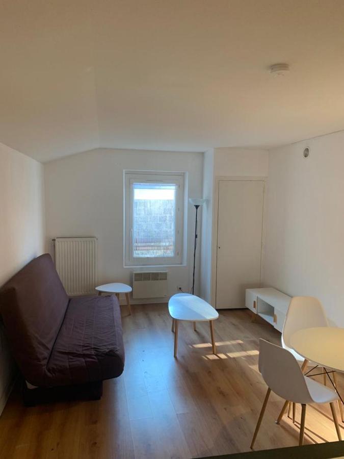 Ferienwohnung Domene Studio Terrasse Parking Exterior foto