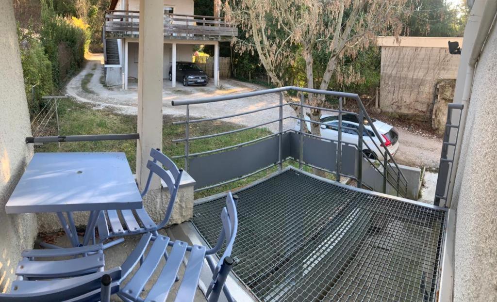 Ferienwohnung Domene Studio Terrasse Parking Exterior foto